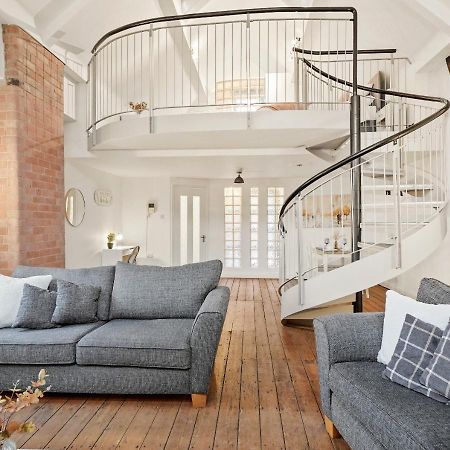 Parking, Heated Floors, Sleeps 4 Guests, Netflix Apartment Линкълн Екстериор снимка